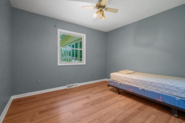 8218 N 37th Street, Ross Twp, MI 49083