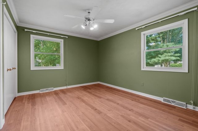 8218 N 37th Street, Ross Twp, MI 49083