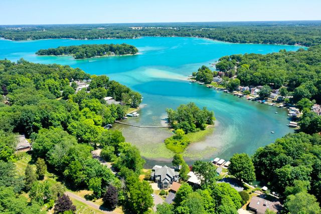 8218 N 37th Street, Ross Twp, MI 49083