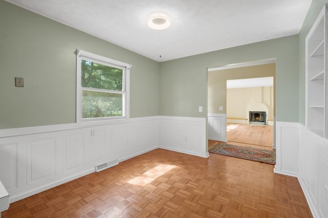 8218 N 37th Street, Ross Twp, MI 49083