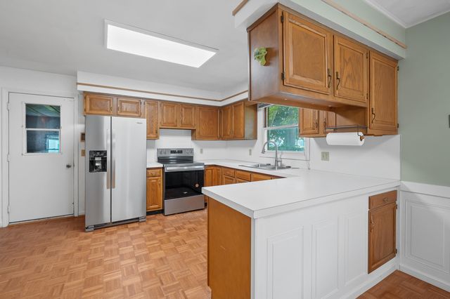 8218 N 37th Street, Ross Twp, MI 49083