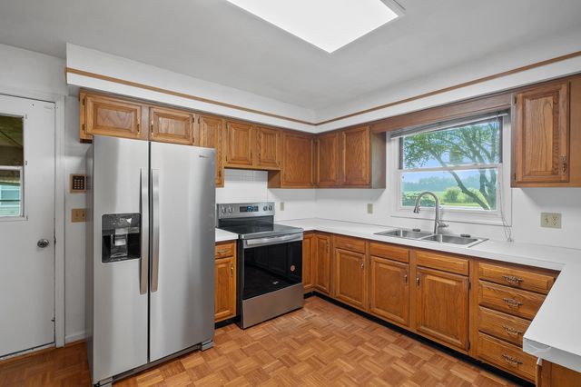 8218 N 37th Street, Ross Twp, MI 49083