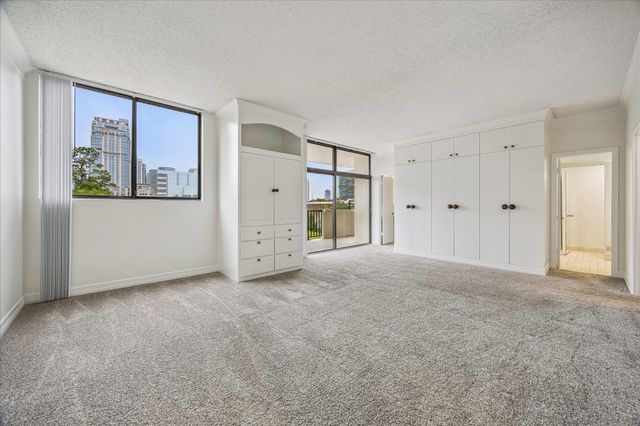 21 Briar Hollow Lane 501, Houston, TX 77027