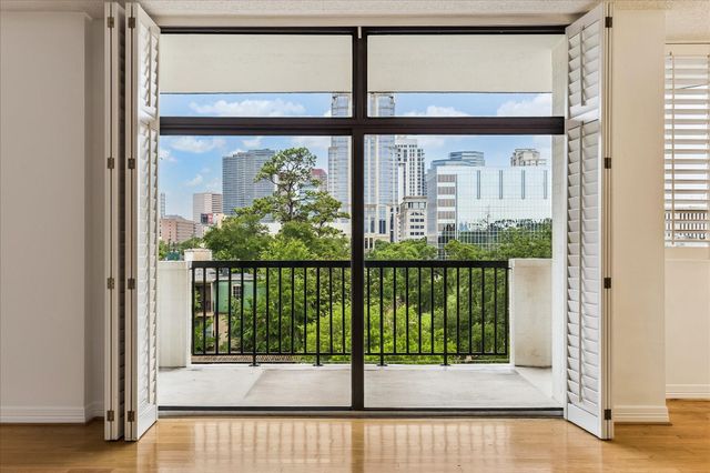 21 Briar Hollow Lane 501, Houston, TX 77027
