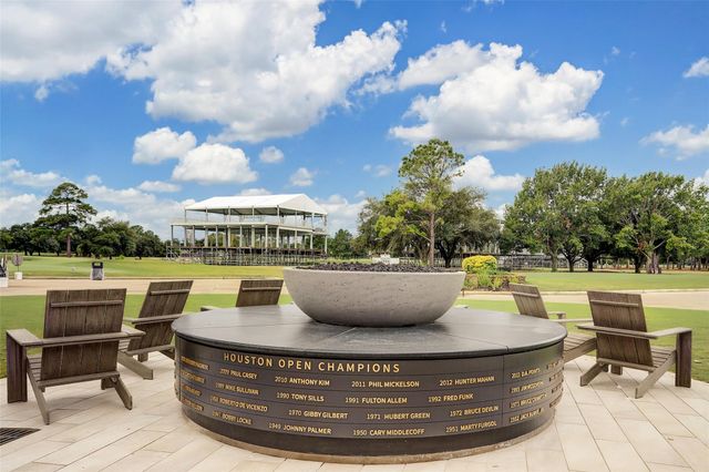 21 Briar Hollow Lane 501, Houston, TX 77027