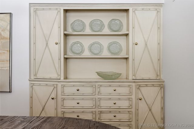 2853 E 39th Street, Tulsa, OK 74105