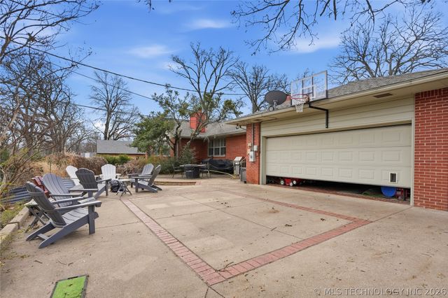 2853 E 39th Street, Tulsa, OK 74105