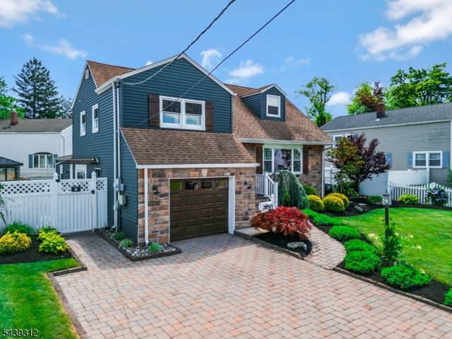 7 Center Pl, Middlesex Boro, NJ 08846