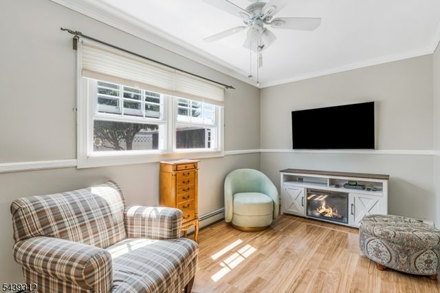 7 Center Pl, Middlesex Boro, NJ 08846