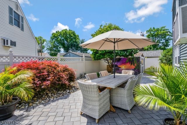 7 Center Pl, Middlesex Boro, NJ 08846