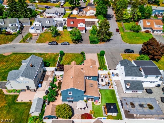 7 Center Pl, Middlesex Boro, NJ 08846