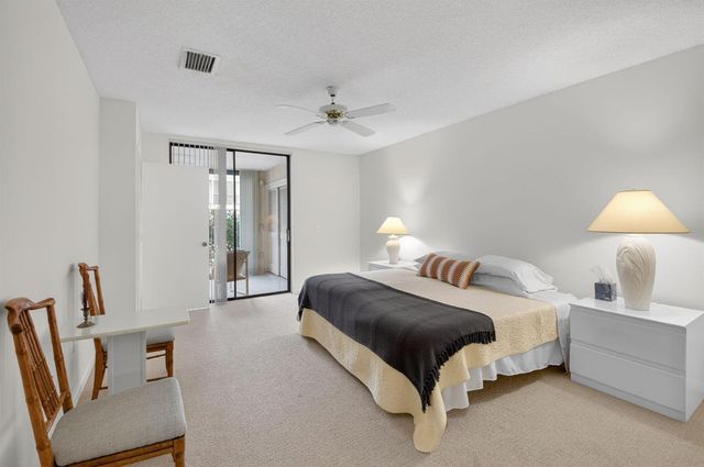 5226 Europa Drive H, Boynton Beach, FL 33437