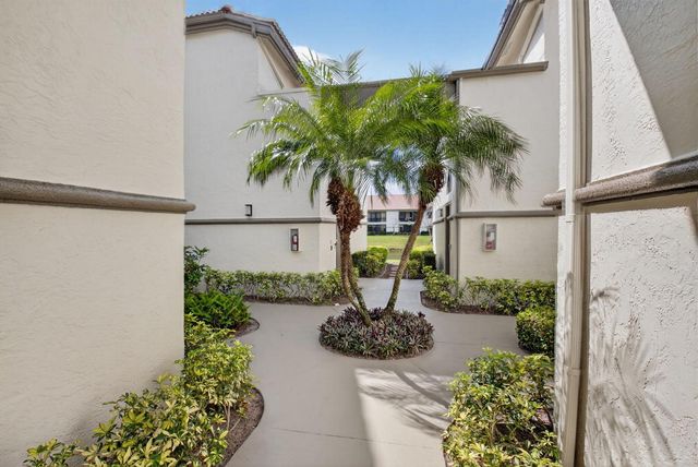 5226 Europa Drive H, Boynton Beach, FL 33437
