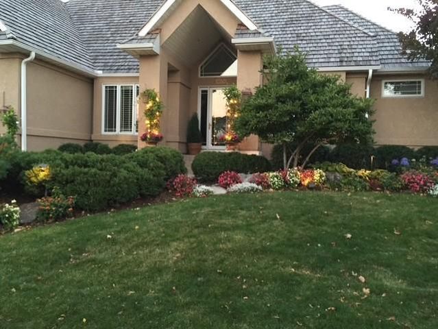 10556 Prairie Lakes Drive, Eden Prairie, MN 55344