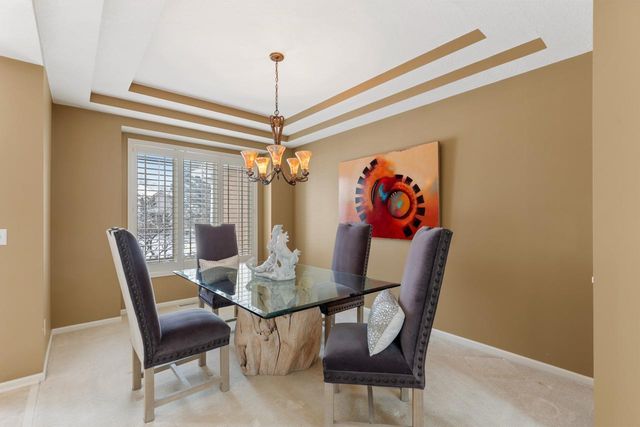 10556 Prairie Lakes Drive, Eden Prairie, MN 55344