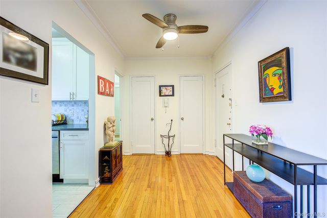 77-35 113th Street 1H, Forest Hills, NY 11375