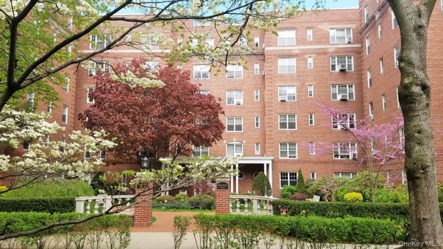 77-35 113th Street 1H, Forest Hills, NY 11375