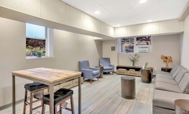 77-35 113th Street 1H, Forest Hills, NY 11375