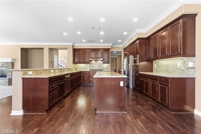 32437 Yosemite, Temecula, CA 92592