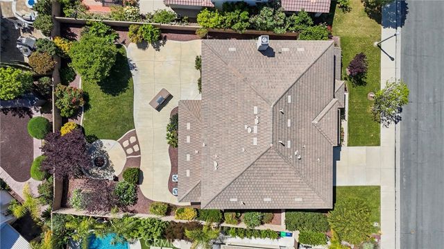 32437 Yosemite, Temecula, CA 92592