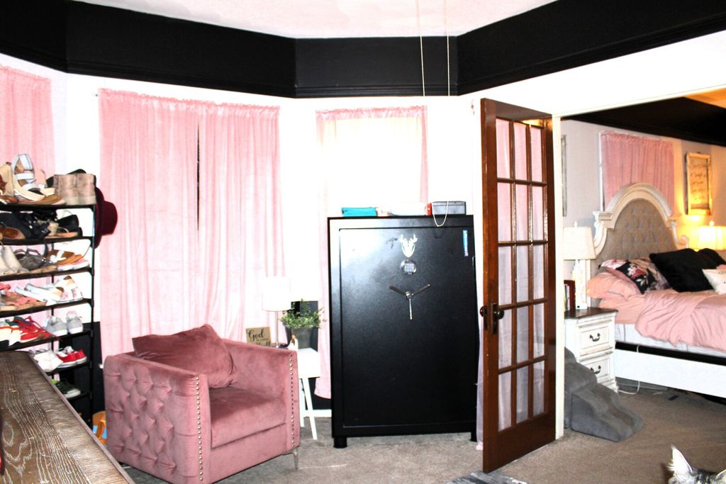 Image 17 of property listing at 230 N Cherry Street, Centralia, IL 62801