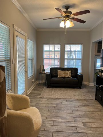 2612 Crocker Street 1/2, Houston, TX 77006