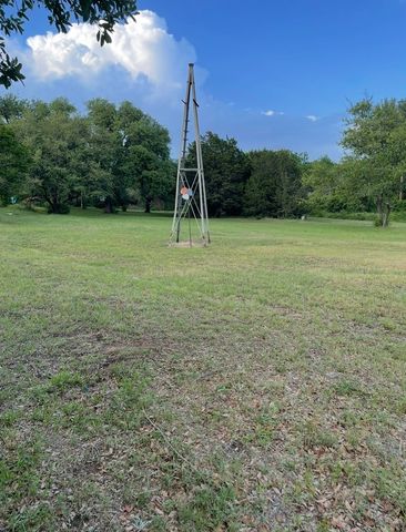 208 W 7th Street W, Weatherford, TX 76086