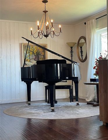 208 W 7th Street W, Weatherford, TX 76086