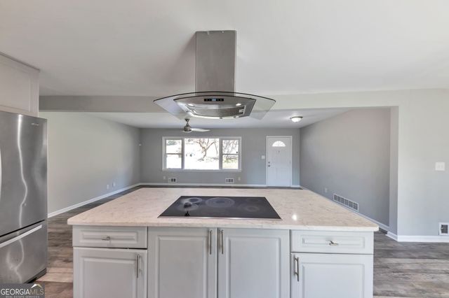 2764 Veltre Place SW, Atlanta, GA 30311