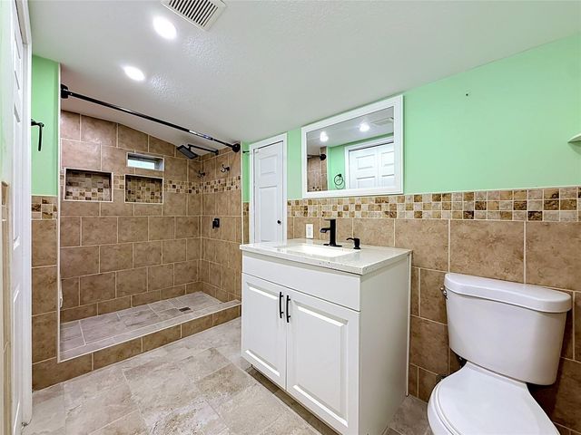 510 2ND AVENUE NE, Largo, FL 33770