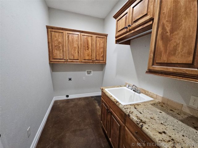 1003 Sunnybrook, Mcalester, OK 74501