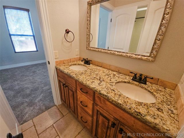 1003 Sunnybrook, Mcalester, OK 74501