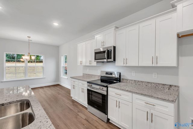 15500 Lapwing Cove, Athens, AL 35611