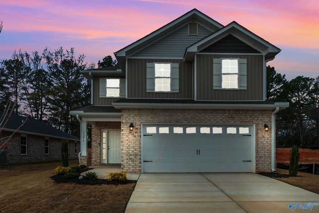 15500 Lapwing Cove, Athens, AL 35611