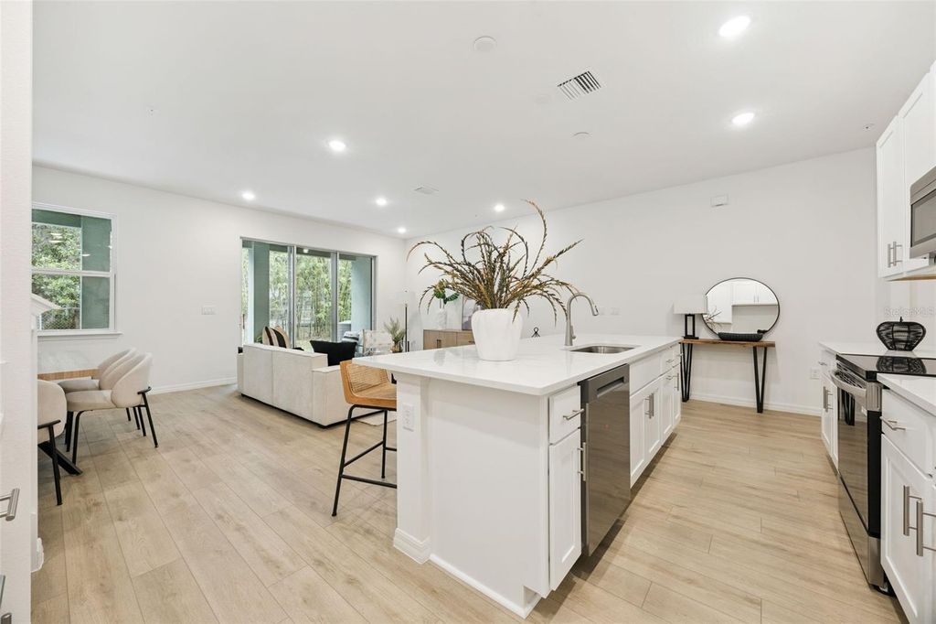 Image 13 of property listing at 5245 LUISA COURT, St Cloud, FL 34771