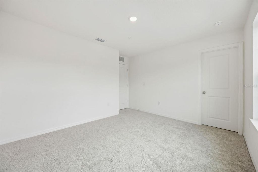 Image 27 of property listing at 5245 LUISA COURT, St Cloud, FL 34771