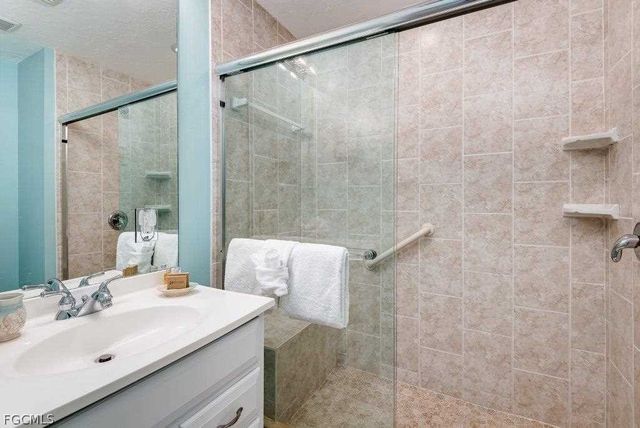 805 E Gulf DR 5-D, Sanibel, FL 33957