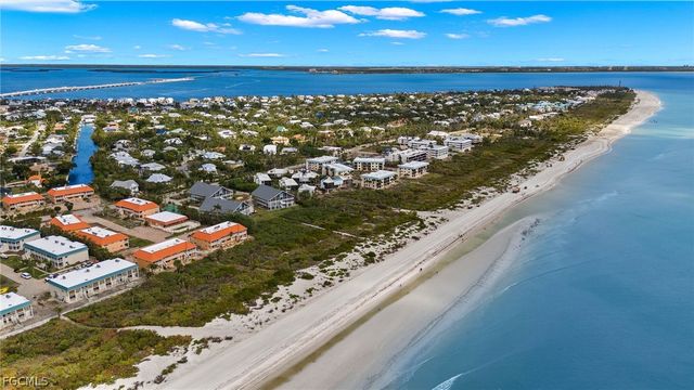 805 E Gulf DR 5-D, Sanibel, FL 33957