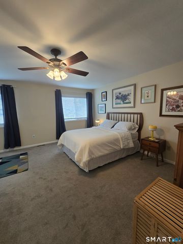 27 Crows Nest Lane 14B, Danbury, CT 06810
