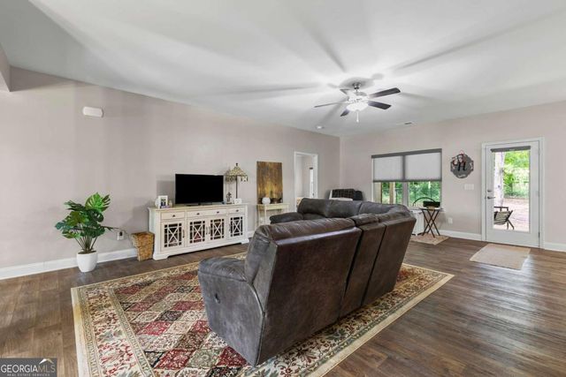 537 Forest Path, Jefferson, GA 30549