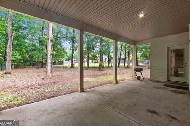 537 Forest Path, Jefferson, GA 30549