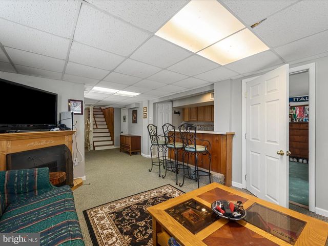112 FAIRWAY DR, Winchester, VA 22602
