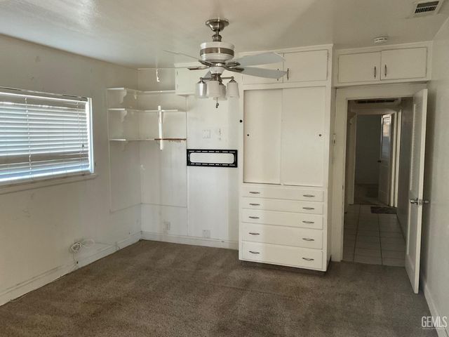 1302 E 19th Street, Bakersfield, CA 93305