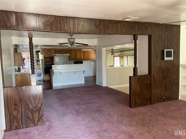 1302 E 19th Street, Bakersfield, CA 93305