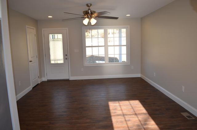 1735 Robinson Creek Road, Manchester, KY 40962