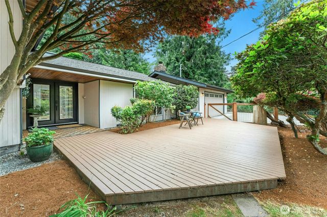 18152 145th Avenue SE, Renton, WA 98058