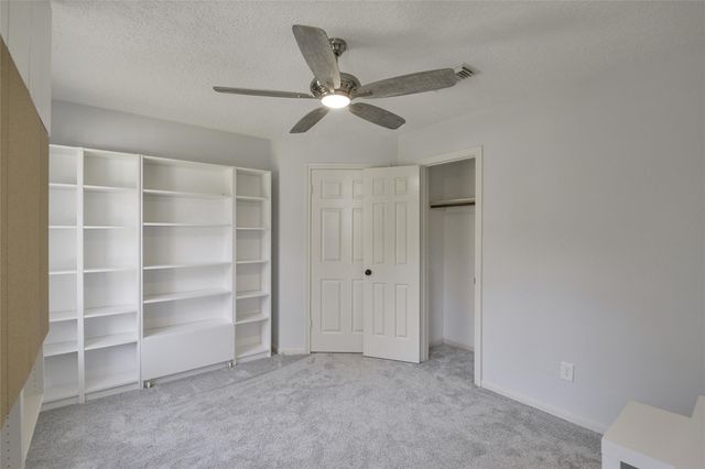 4527 Natural Bridge Drive, Houston, TX 77345