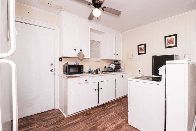 1030 Chickasaw St, Dothan, AL 36303