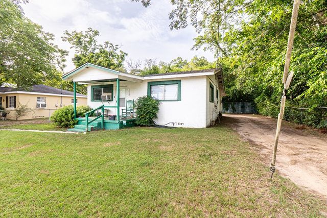 1030 Chickasaw St, Dothan, AL 36303
