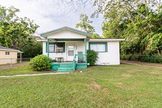1030 Chickasaw St, Dothan, AL 36303